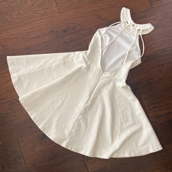 Lulu’s Dress - Picture 2 of 3